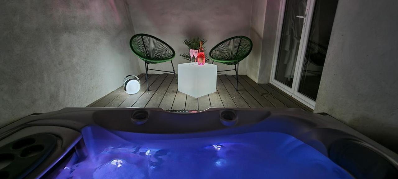 Apartament L'Acqua Dolce - La Rochelle - Ile De Re - Jacuzzi Zewnętrze zdjęcie